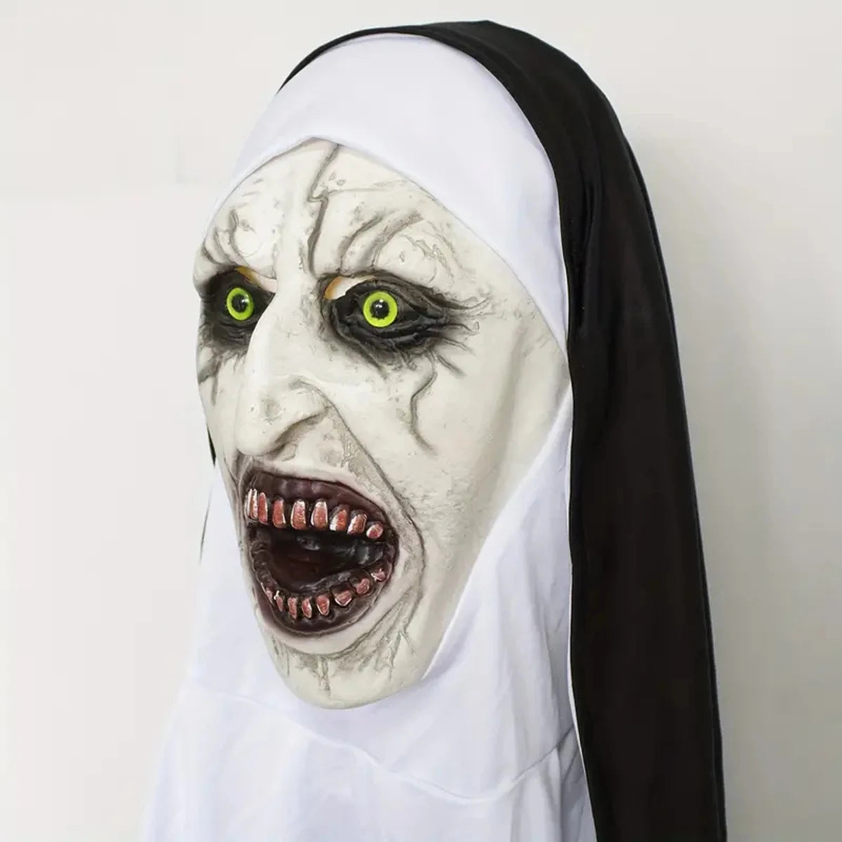 Bloody Scary Nun Mask – Horror Halloween Costume
