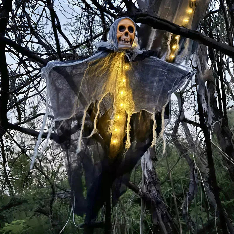 Glowing Hanging Skull Ghost – Halloween Garden Decoration